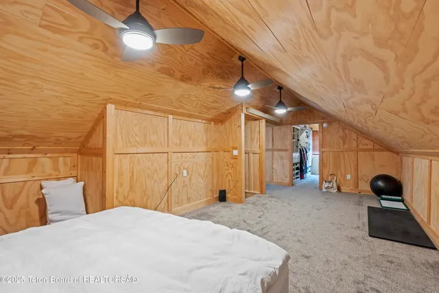 $4,250,000 | 663-665 East Kelly Avenue, Jackson, WY 83001