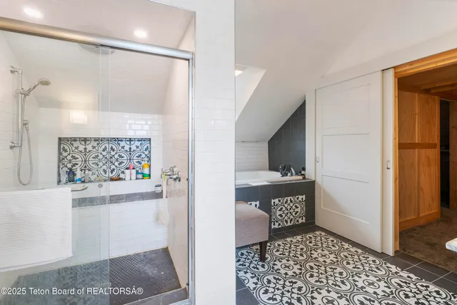 $4,250,000 | 663-665 East Kelly Avenue, Jackson, WY 83001