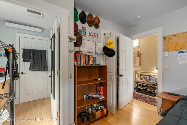 $4,250,000 | 663-665 East Kelly Avenue, Jackson, WY 83001