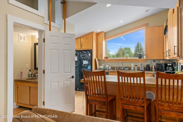 $3,900,000 | 663-665 East Kelly Avenue, Jackson, WY 83001