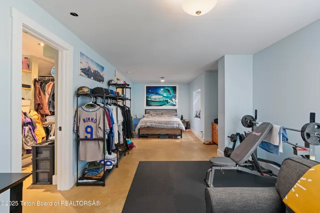 $4,250,000 | 663-665 East Kelly Avenue, Jackson, WY 83001