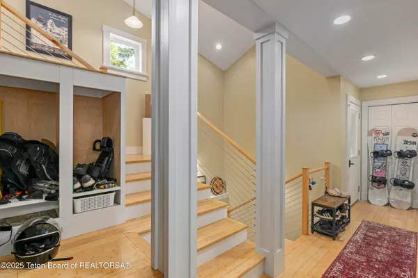 $3,900,000 | 663-665 East Kelly Avenue, Jackson, WY 83001