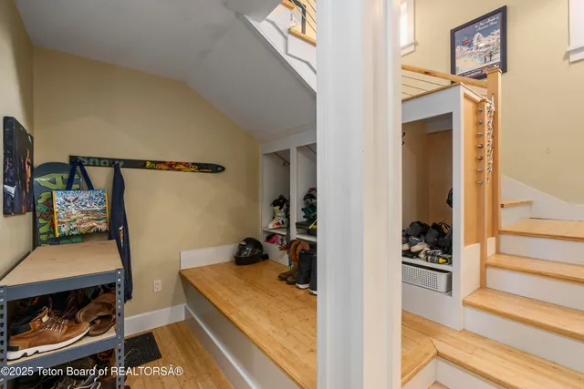 $4,250,000 | 663-665 East Kelly Avenue, Jackson, WY 83001