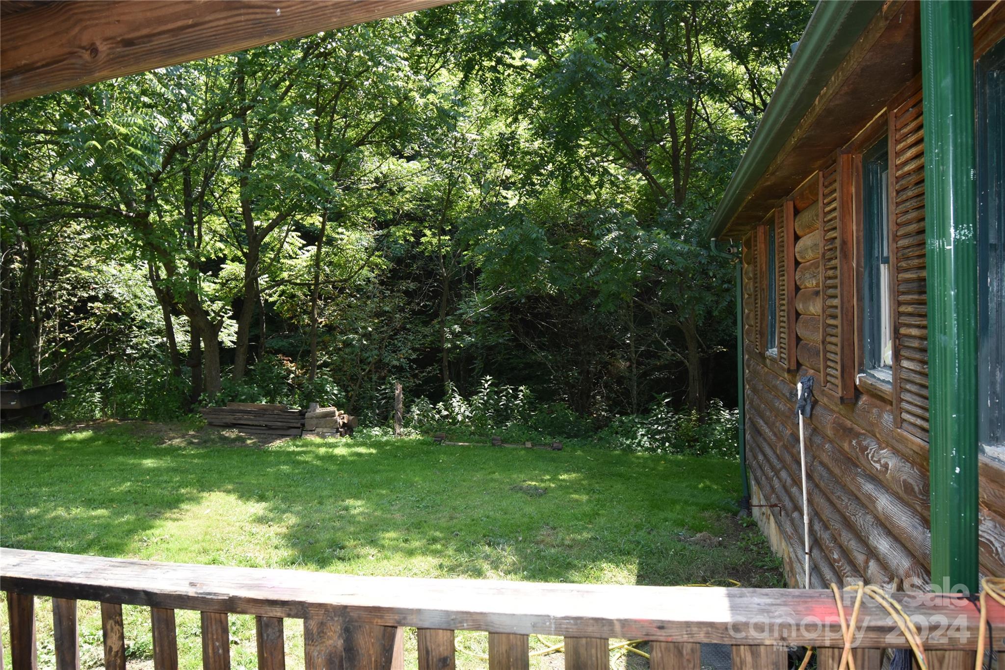 112 Robert Roten Road Warrensville, NC 28693 - Photo 3 of 7 Gallery Image 3