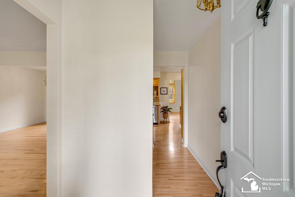 4101 Clegg Road Lambertville, MI 48144 - Photo 6 of 43