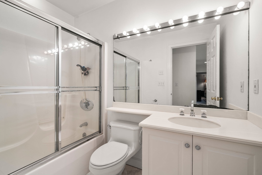 38 Upwey Road Wellesley, MA 02481 - Photo 24 of 40