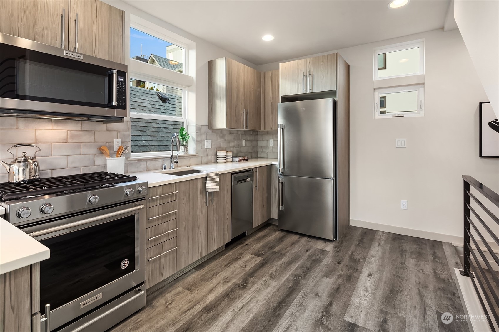 718 North 43rd Street Seattle, WA 98103 - Photo 12 of 28 Gallery Image 12