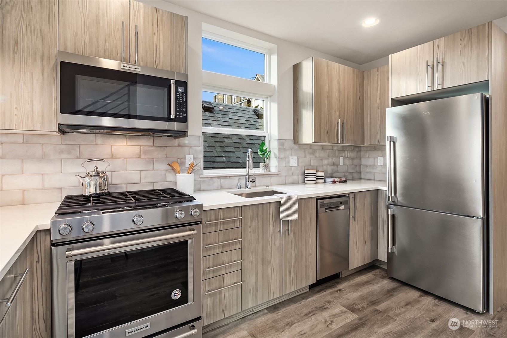 718 North 43rd Street Seattle, WA 98103 - Photo 13 of 28 Gallery Image 13
