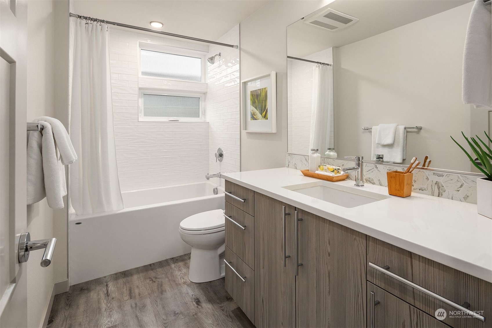 718 North 43rd Street Seattle, WA 98103 - Photo 23 of 28 Gallery Image 23