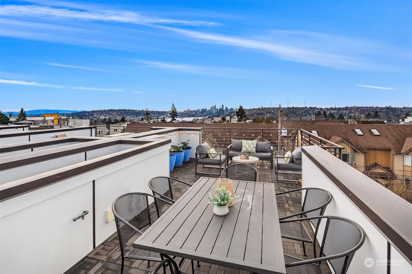 718 North 43rd Street Seattle, WA 98103 - Photo 5 of 28 Gallery Image 5