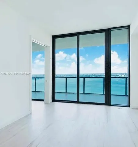 $1,050,000 | 480 Northeast 31st Street, Unit 3404, Miami, FL 33137
