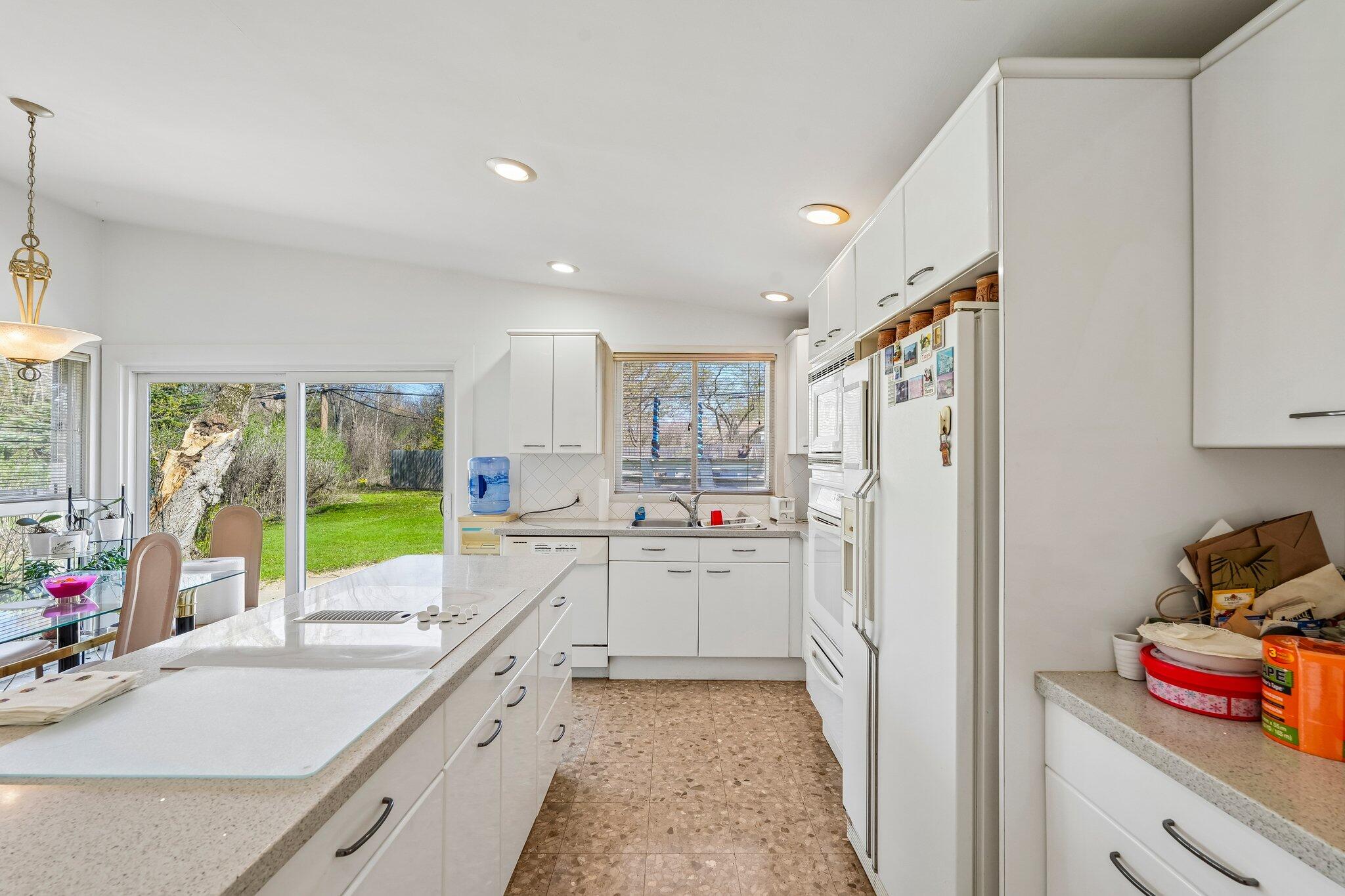 1136 East Brown Deer Road Milwaukee, WI 53217 - Photo 7 of 42 15-web-or-mls-E Brown Deer Rd-S2404-015
