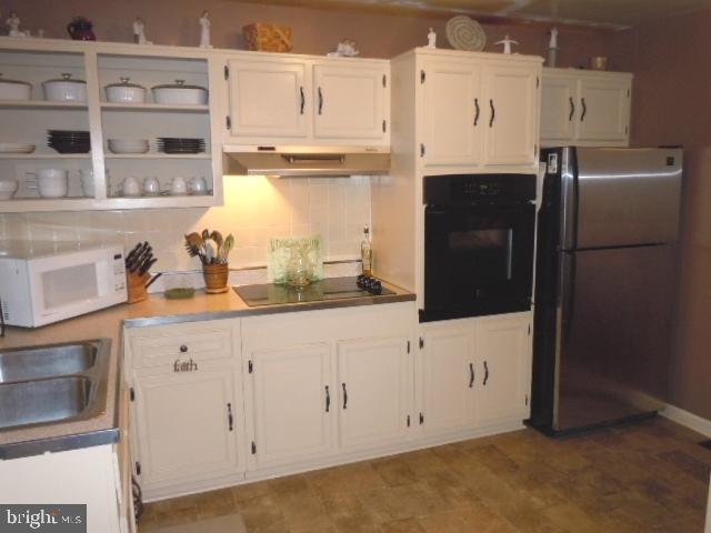 1601 Sandhill Road Lebanon, PA 17046 - Photo 5 of 14 Gallery Image 5