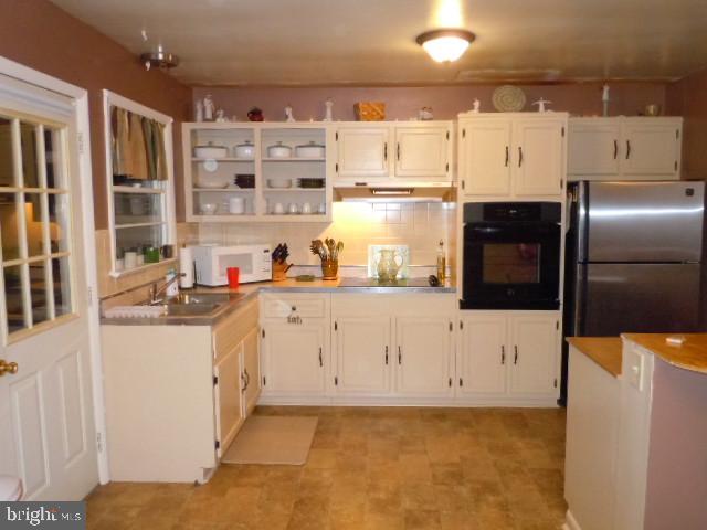 1601 Sandhill Road Lebanon, PA 17046 - Photo 6 of 14 Gallery Image 6