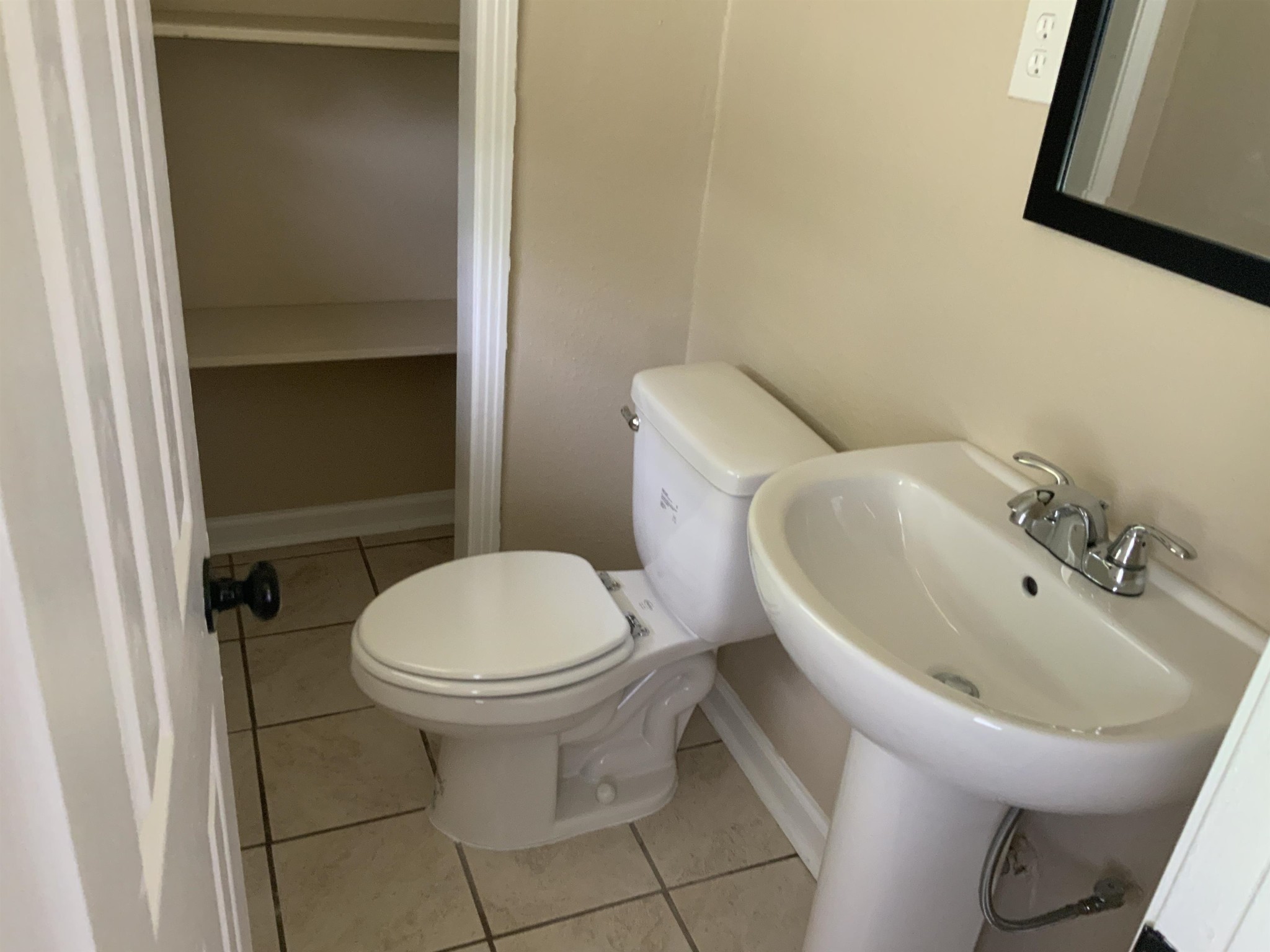 4791 Gill Road Memphis, TN 38109 - Photo 18 of 19 Gallery Image 18