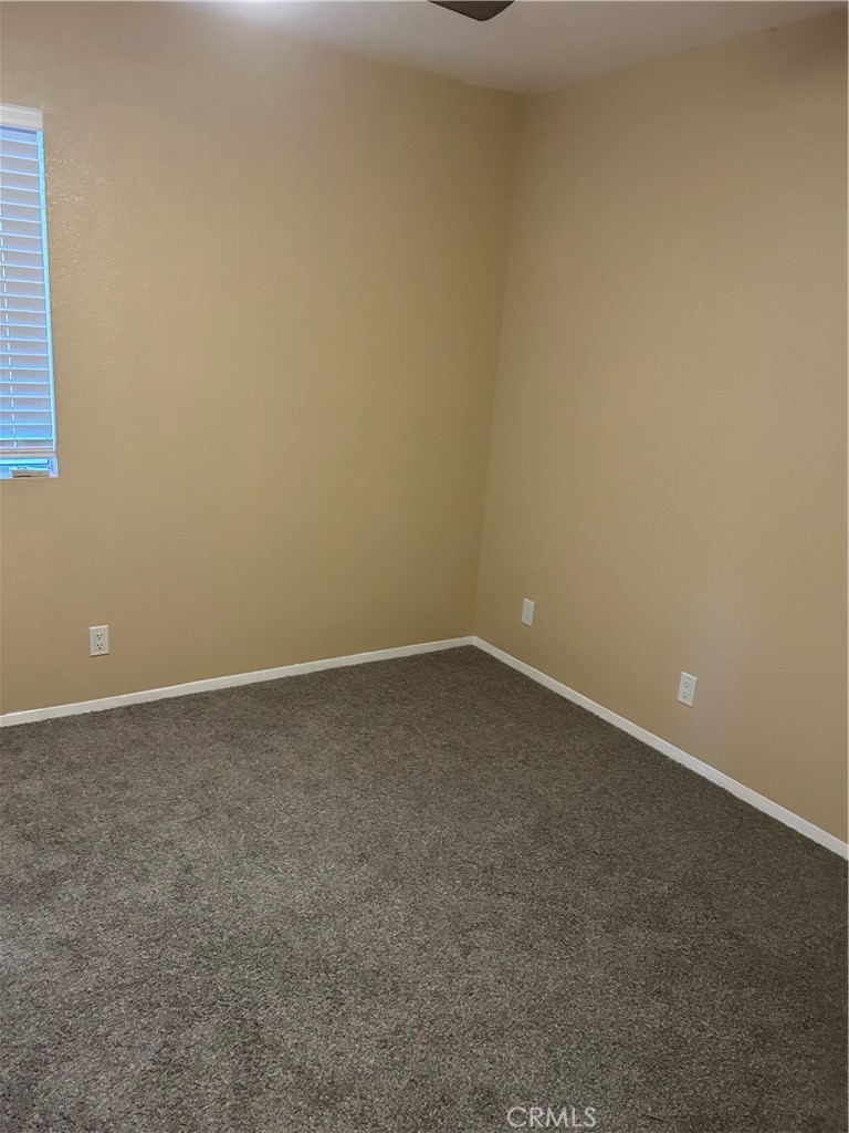 58481 Del Mar Street Yucca Valley, CA 92284 - Photo 10 of 29 a view of an empty room