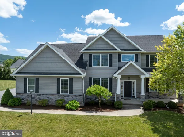 $824,900 | 150 Mountain Laurel Drive, State College, PA 16801