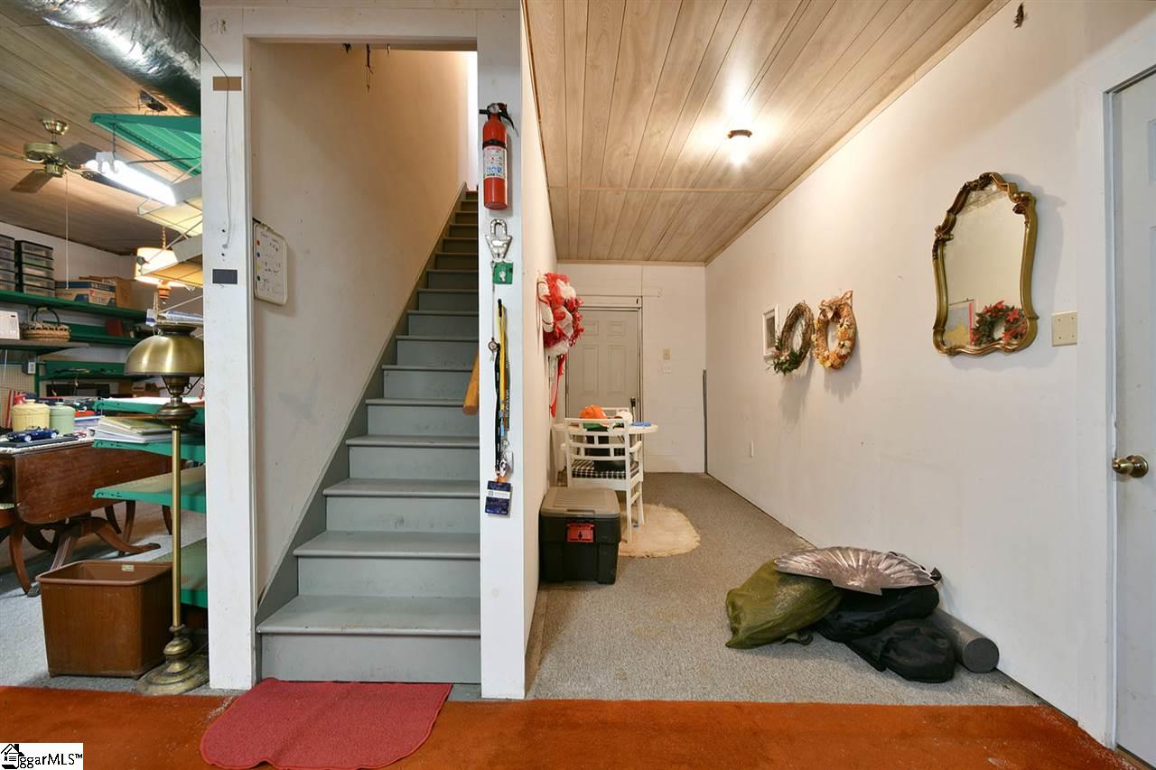 705 Reid School Road Taylors, SC 29687 - Photo 27 of 36 Gallery Image 27