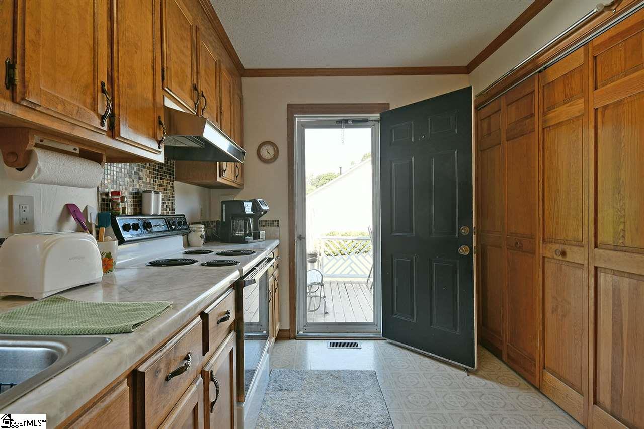 705 Reid School Road Taylors, SC 29687 - Photo 30 of 36 Gallery Image 30