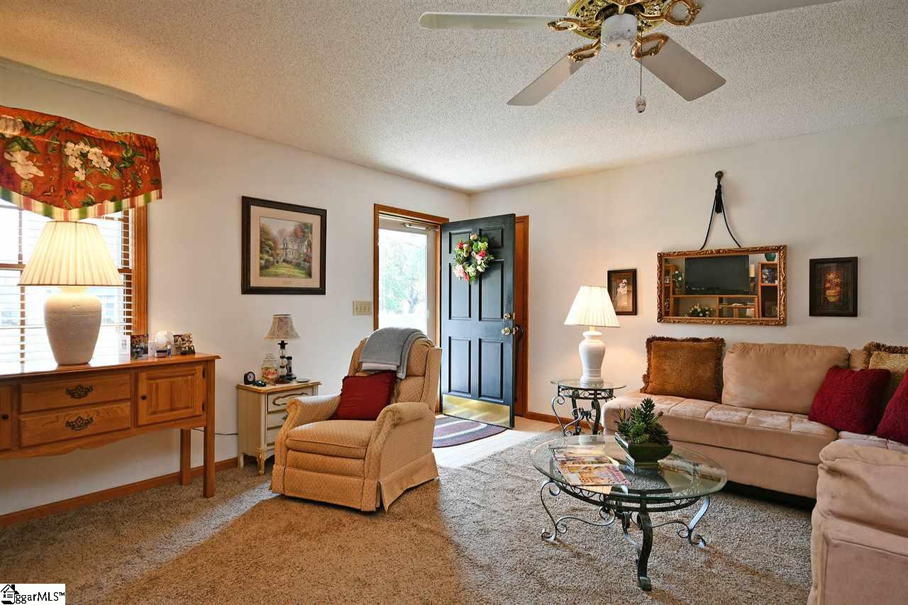 705 Reid School Road Taylors, SC 29687 - Photo 8 of 36 Gallery Image 8