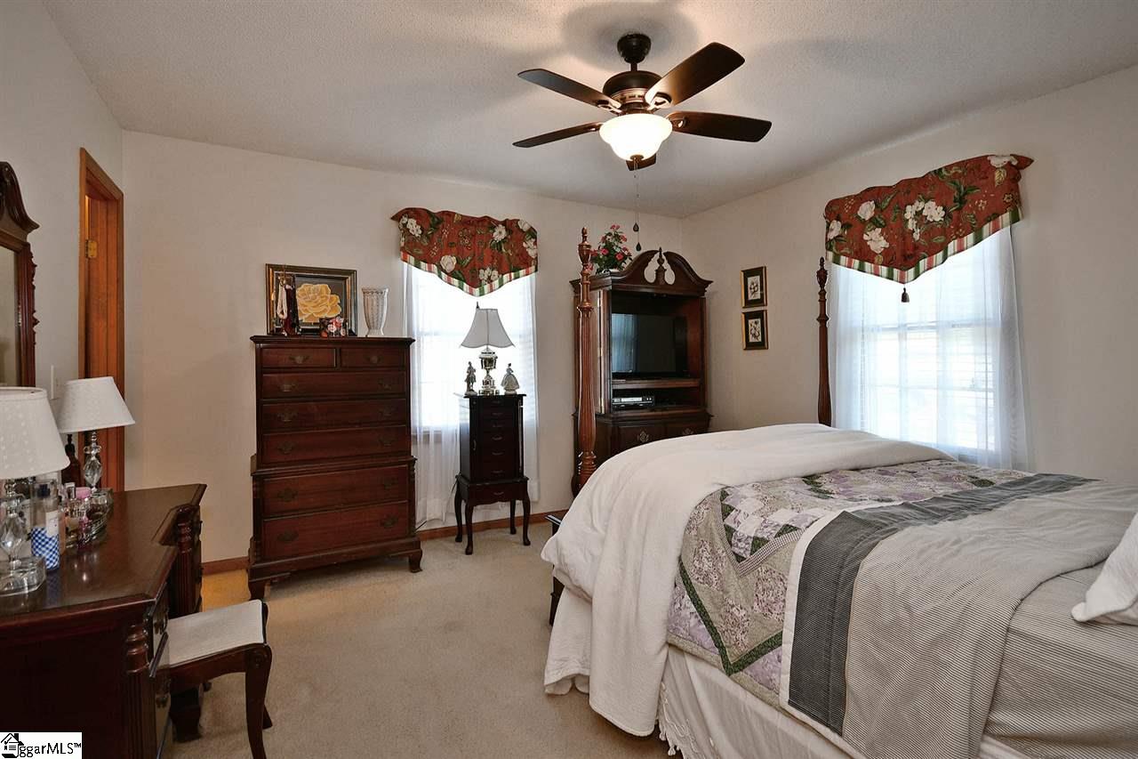 705 Reid School Road Taylors, SC 29687 - Photo 9 of 36 Gallery Image 9