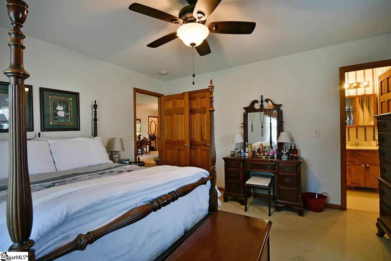705 Reid School Road Taylors, SC 29687 - Photo 10 of 36 Gallery Image 10