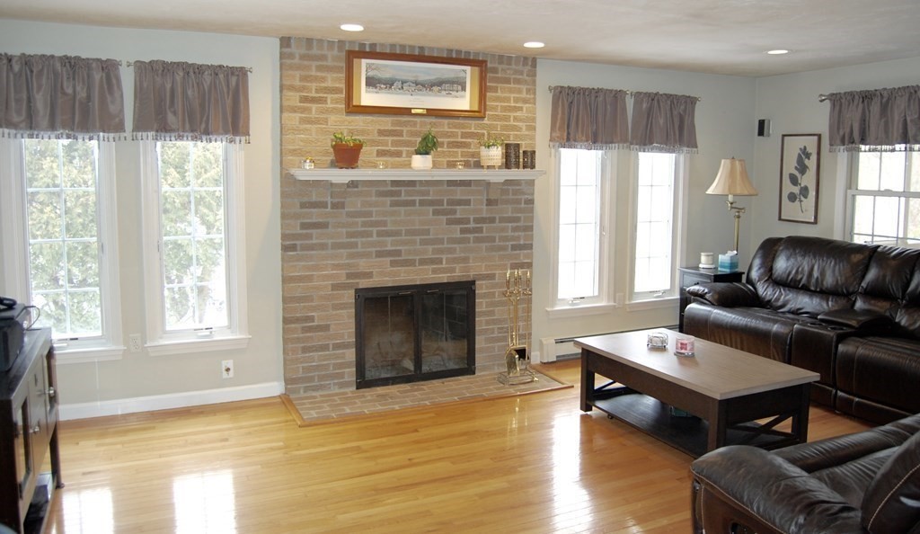 36 Field Pond Road Milford, MA 01757 - Photo 5 of 42 Gallery Image 5