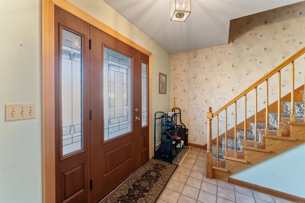 41 Margaret Henry Road Killingly, CT 06239 - Photo 14 of 38