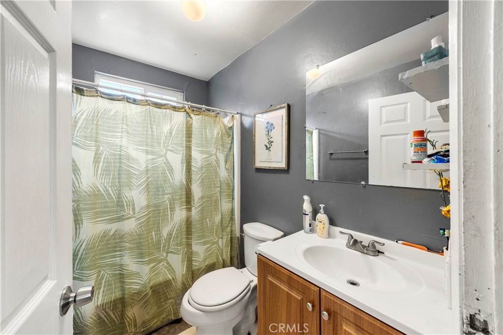 1219 South Downey Road Los Angeles, CA 90023 - Photo 14 of 25