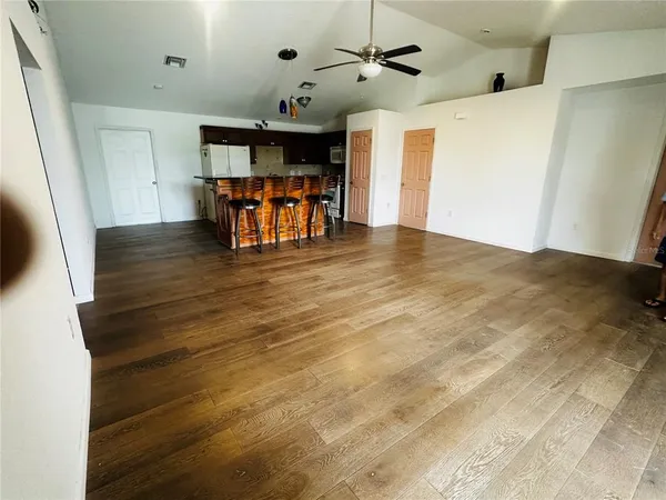 $340,000 | 910 Rich Drive, Mount Dora, FL 32757