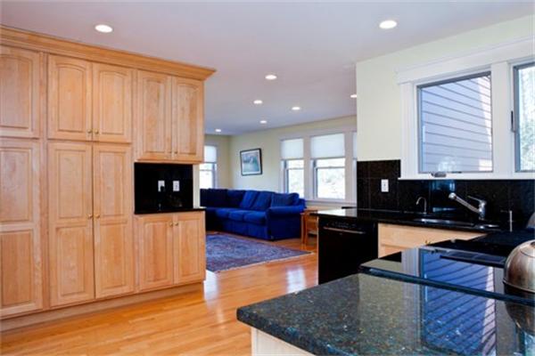 7 Dexter Road Lexington, MA 02420 - Photo 4 of 11