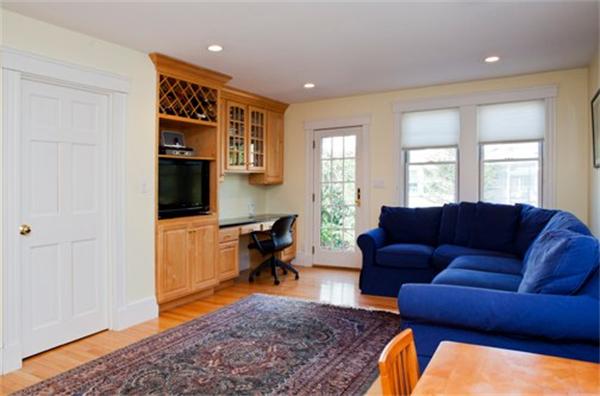 7 Dexter Road Lexington, MA 02420 - Photo 5 of 11