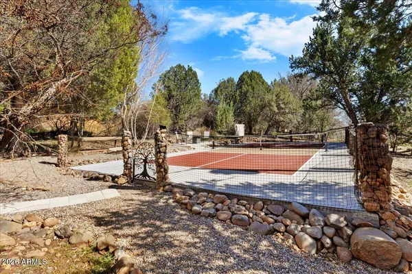 $1,597,000 | 10580 East Swinging Bridge Lane, Cornville, AZ 86325