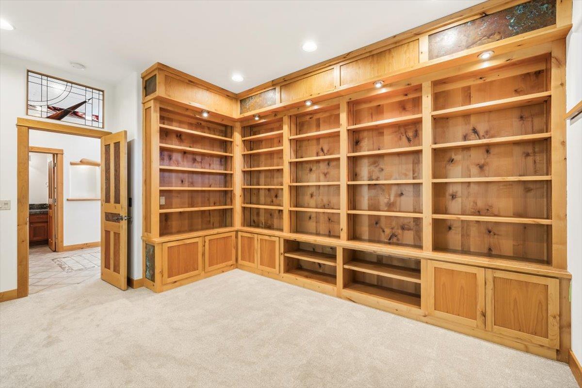 12531 Lowhills Road Nevada City, CA 95959 - Photo 30 of 92 a view of an empty room with a empty shelves