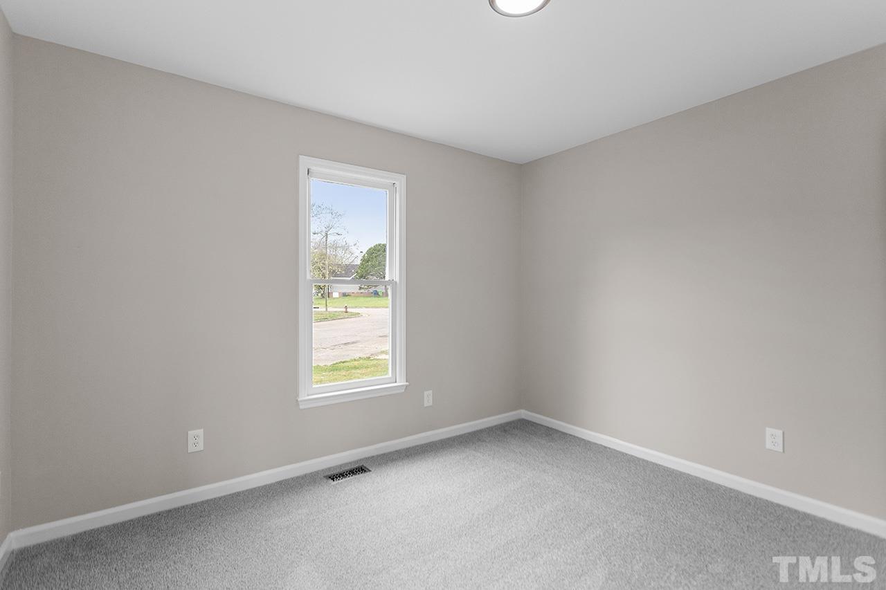 2004 Ranch Mill Circle Raleigh, NC 27610 - Photo 25 of 37 Gallery Image 25