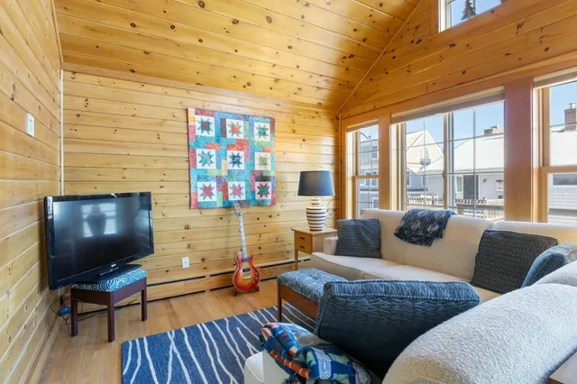 $1,295,000 | 106 South Tibbetts Avenue, Wells, ME 04090