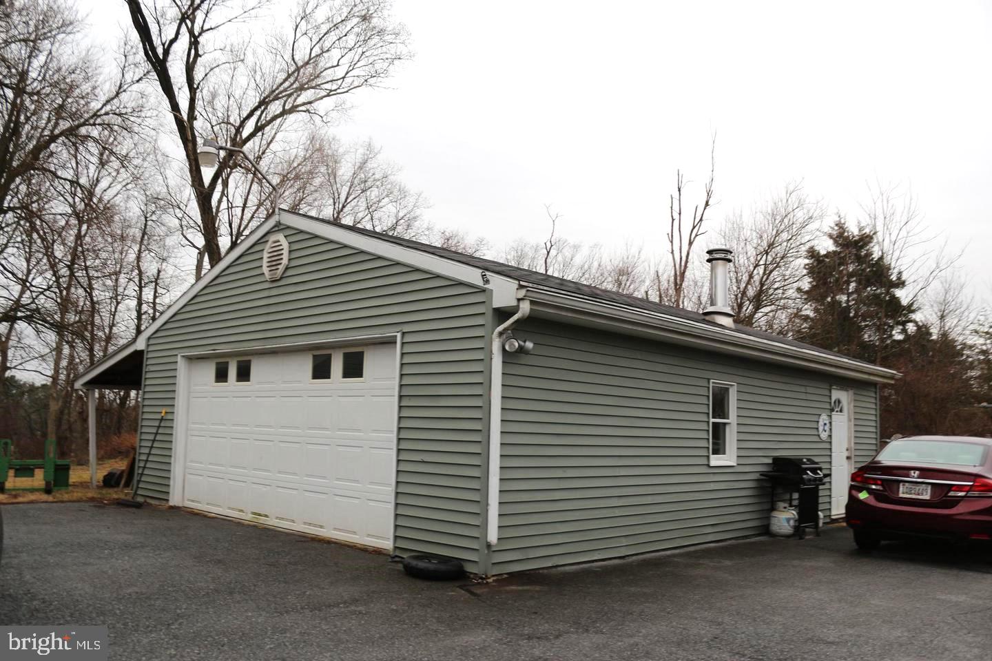 17935 College Road Hagerstown, MD 21740 - Photo 2 of 3