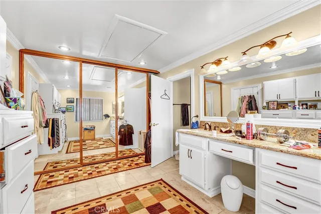 $1,850,000 | 8530 Vine Valley Drive, Sun Valley, CA 91352