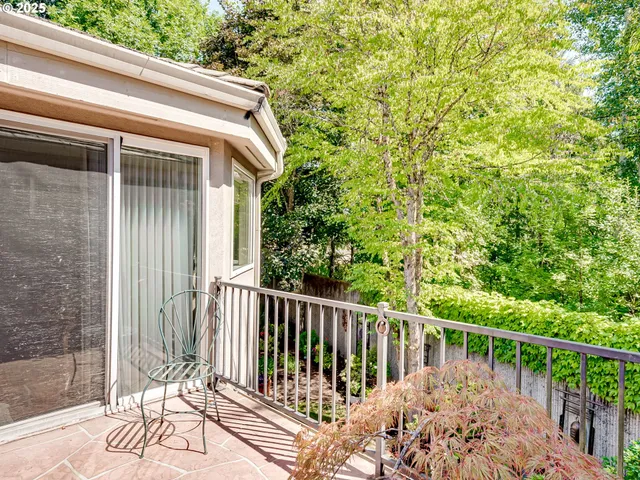 a view of a hallway with workspace