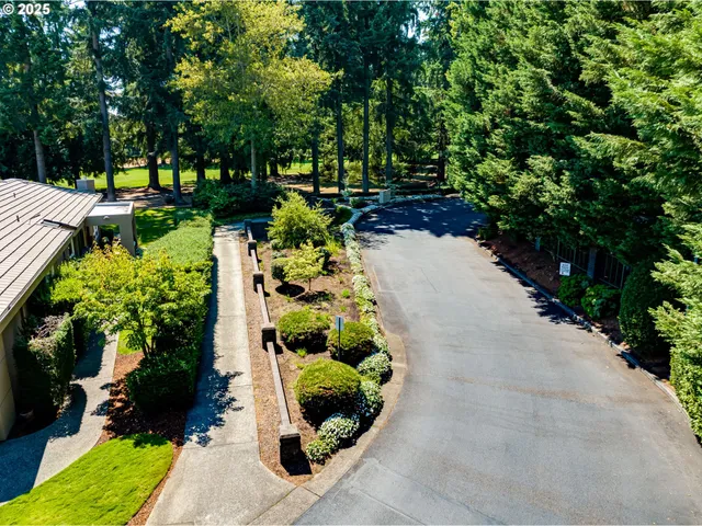 $619,900 | 9623 Northeast Oak View Drive, Vancouver, WA 98662