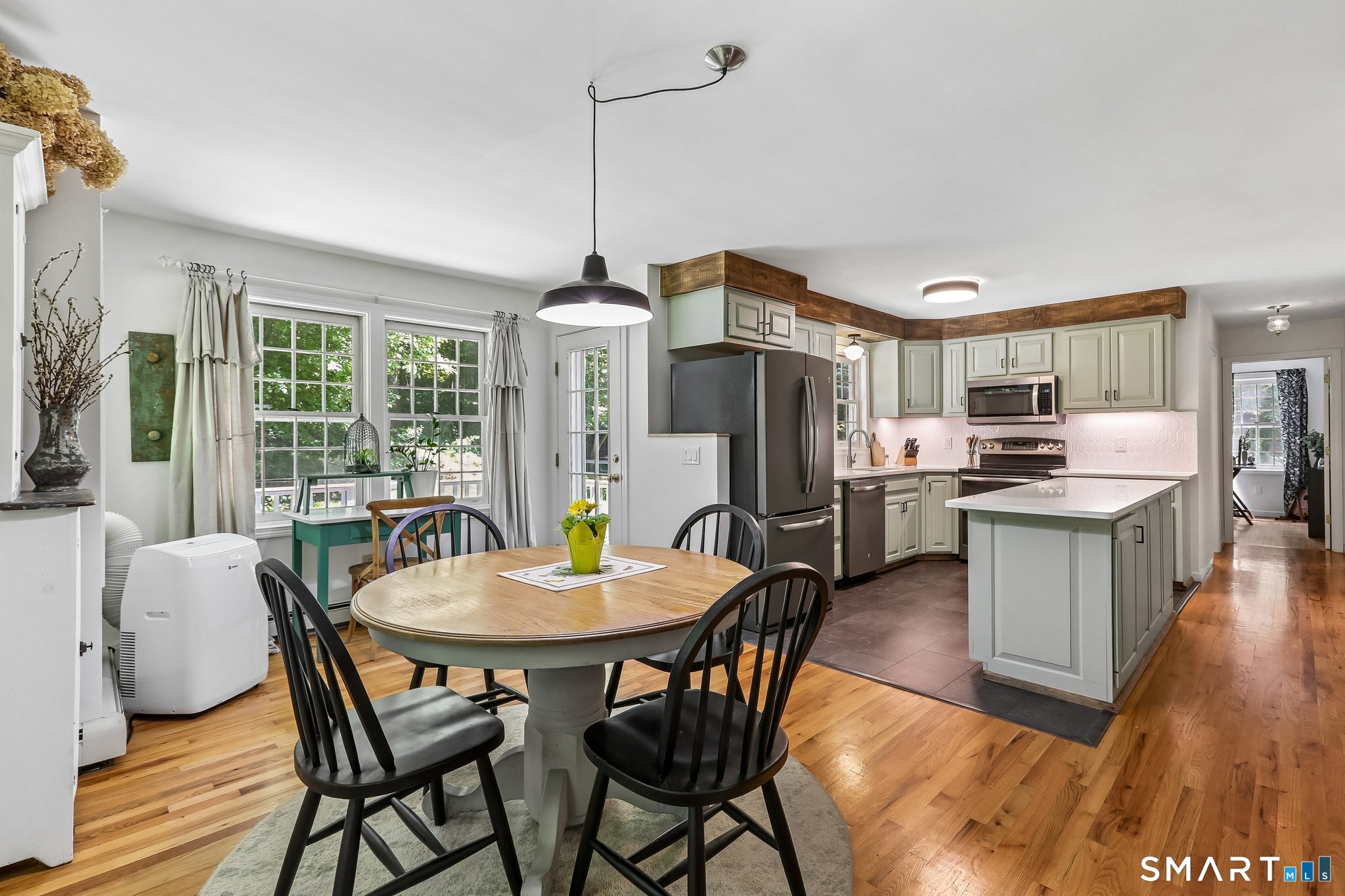 338 Good Hill Road Woodbury, CT 06798 - Photo 8 of 40