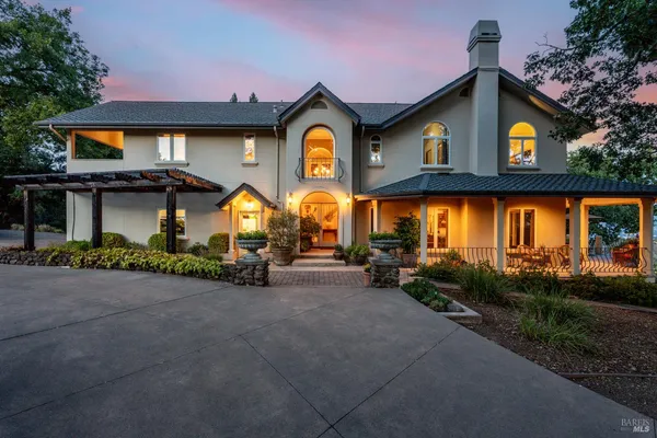 $1,795,000 | 800-850 Boonville Road, Ukiah, CA 95482