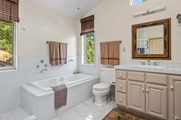 $1,795,000 | 800-850 Boonville Road, Ukiah, CA 95482