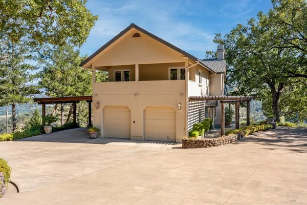 $1,795,000 | 800-850 Boonville Road, Ukiah, CA 95482
