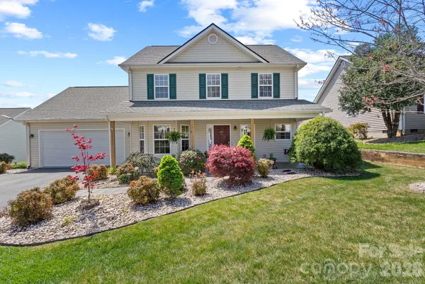 $459,900 | 307 Roxbury Place, Arden, NC 28704