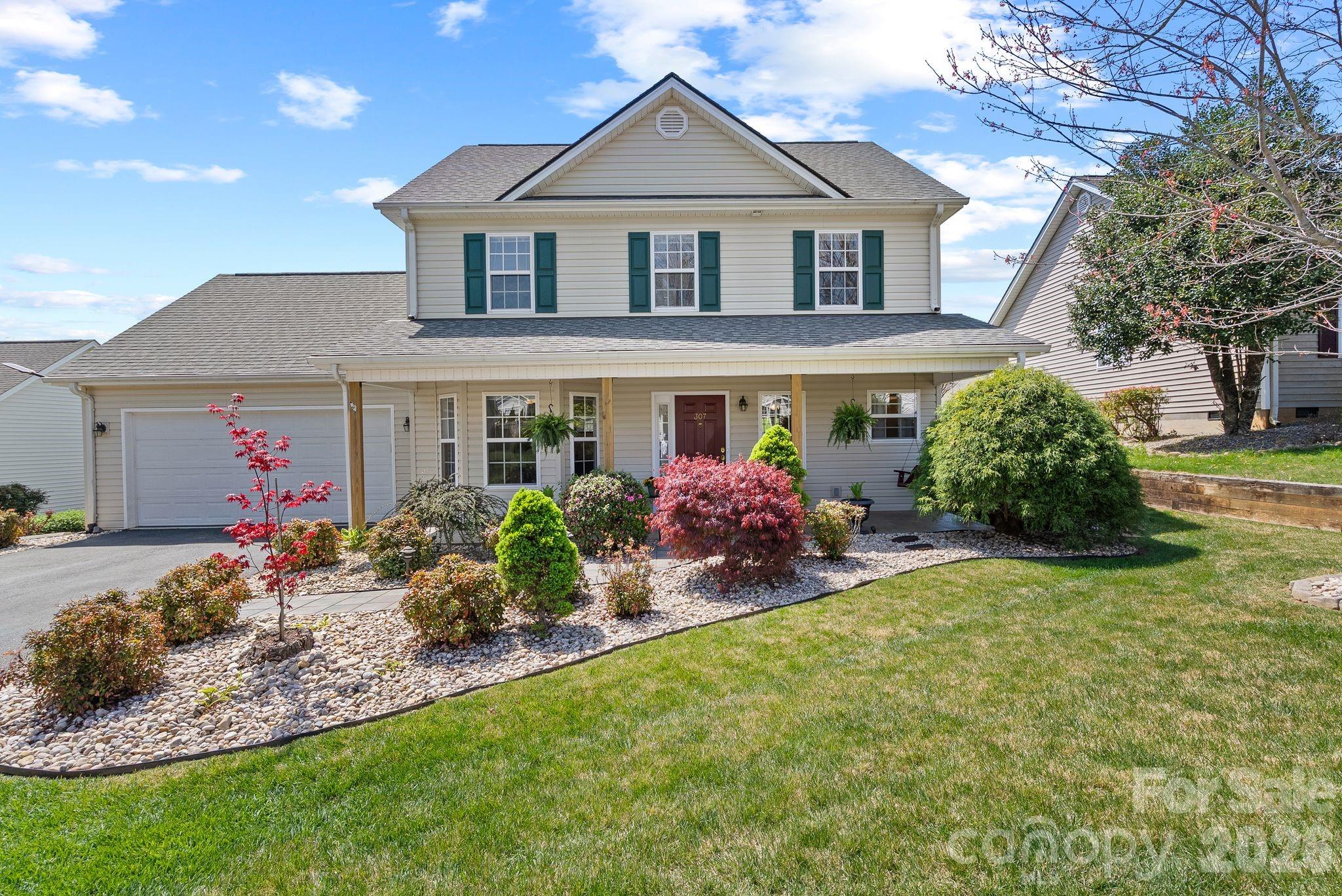 307 Roxbury Place Arden, NC 28704 - Photo 1 of 40