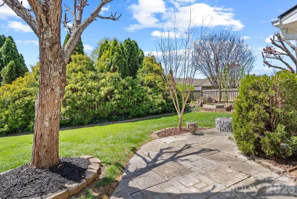 $459,900 | 307 Roxbury Place, Arden, NC 28704