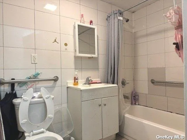 $1,700,000 | 94-68 45th Avenue | Elmhurst