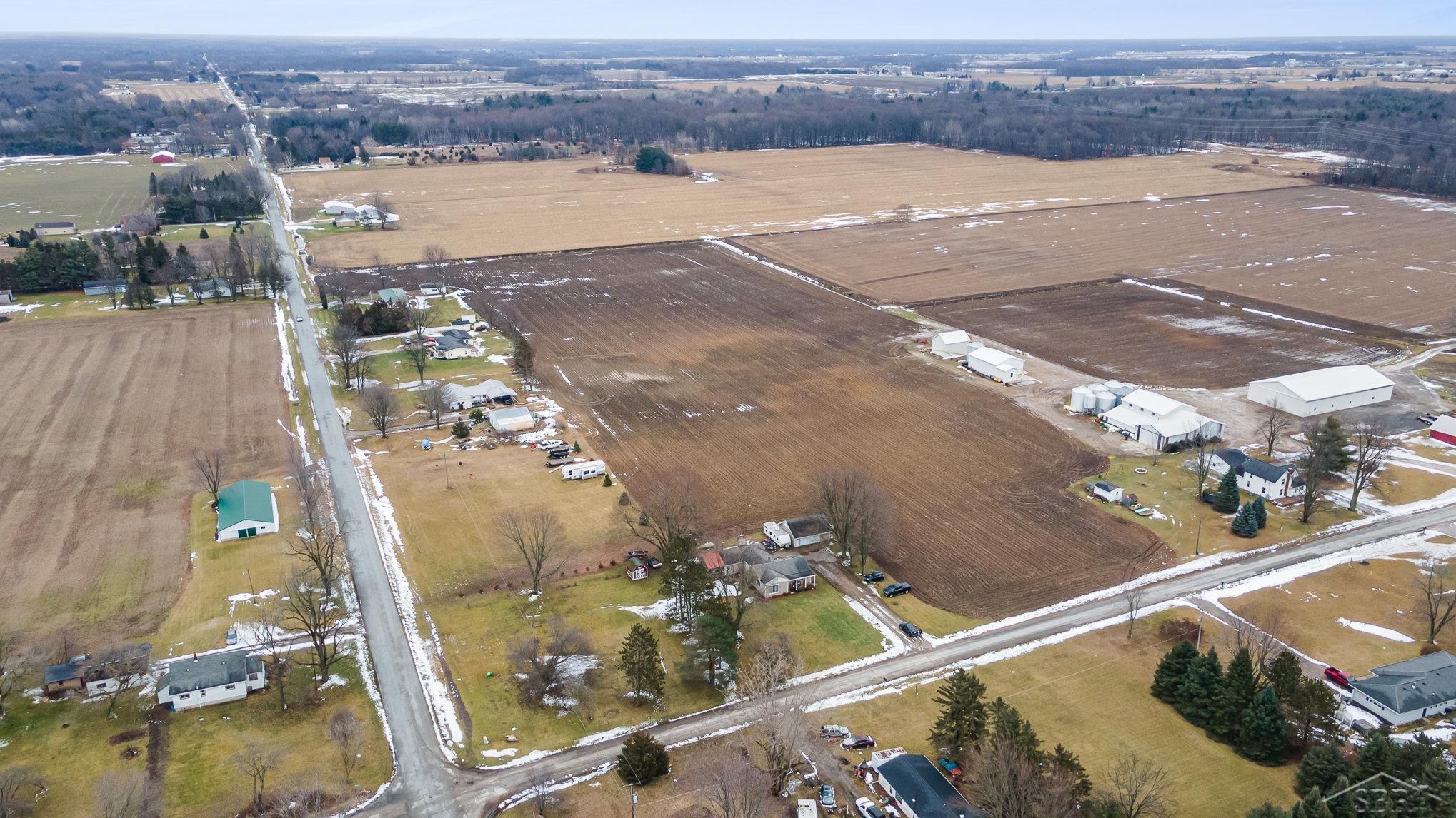 15089 Briggs Road Chesaning, MI 48616 - Photo 11 of 35 50132643-d580804a-255a-464f-a379-4d39c684dcb5.JPG