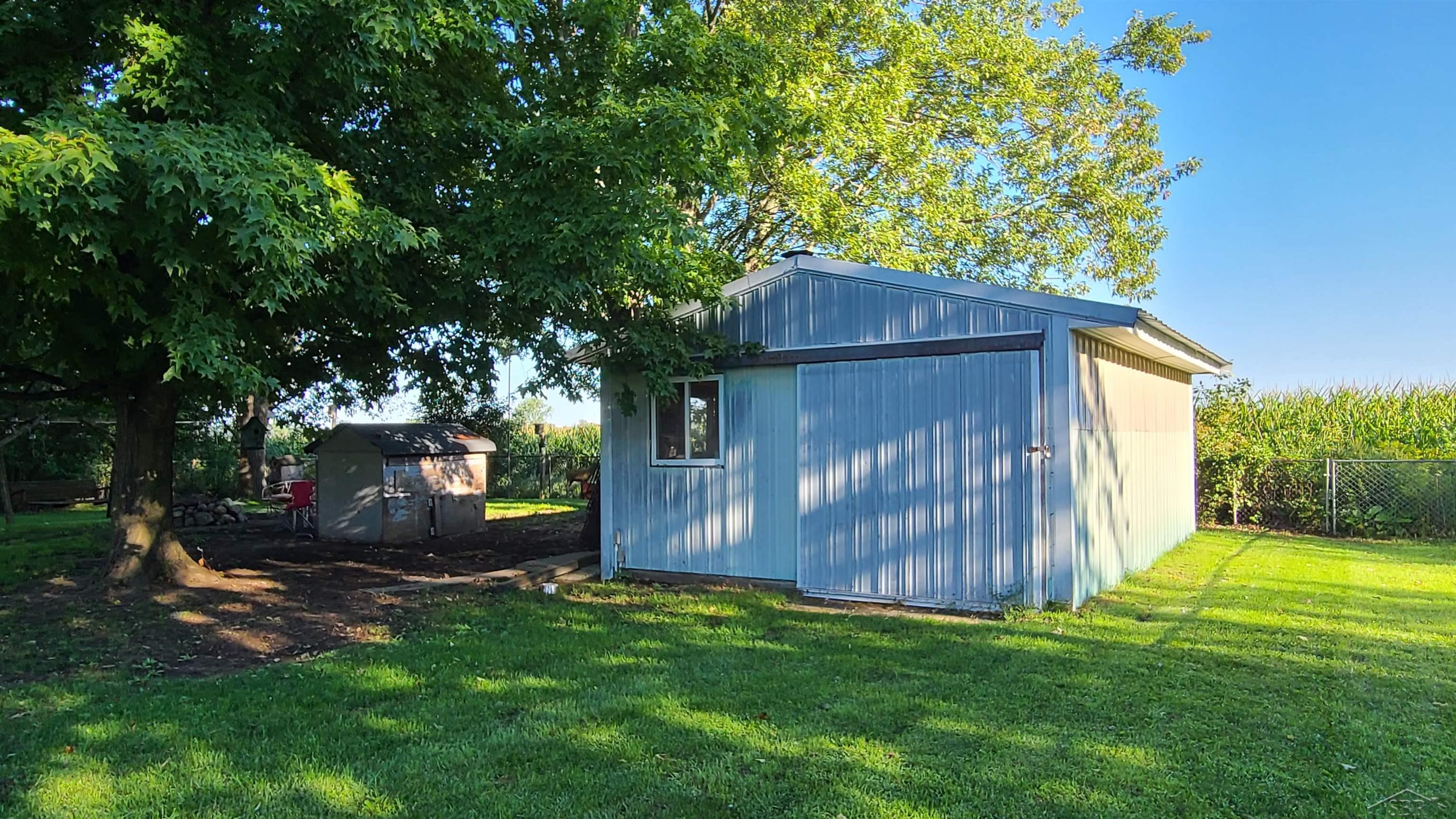 11640 West Brady Road Chesaning, MI 48616 - Photo 12 of 15 50088818-11.JPG